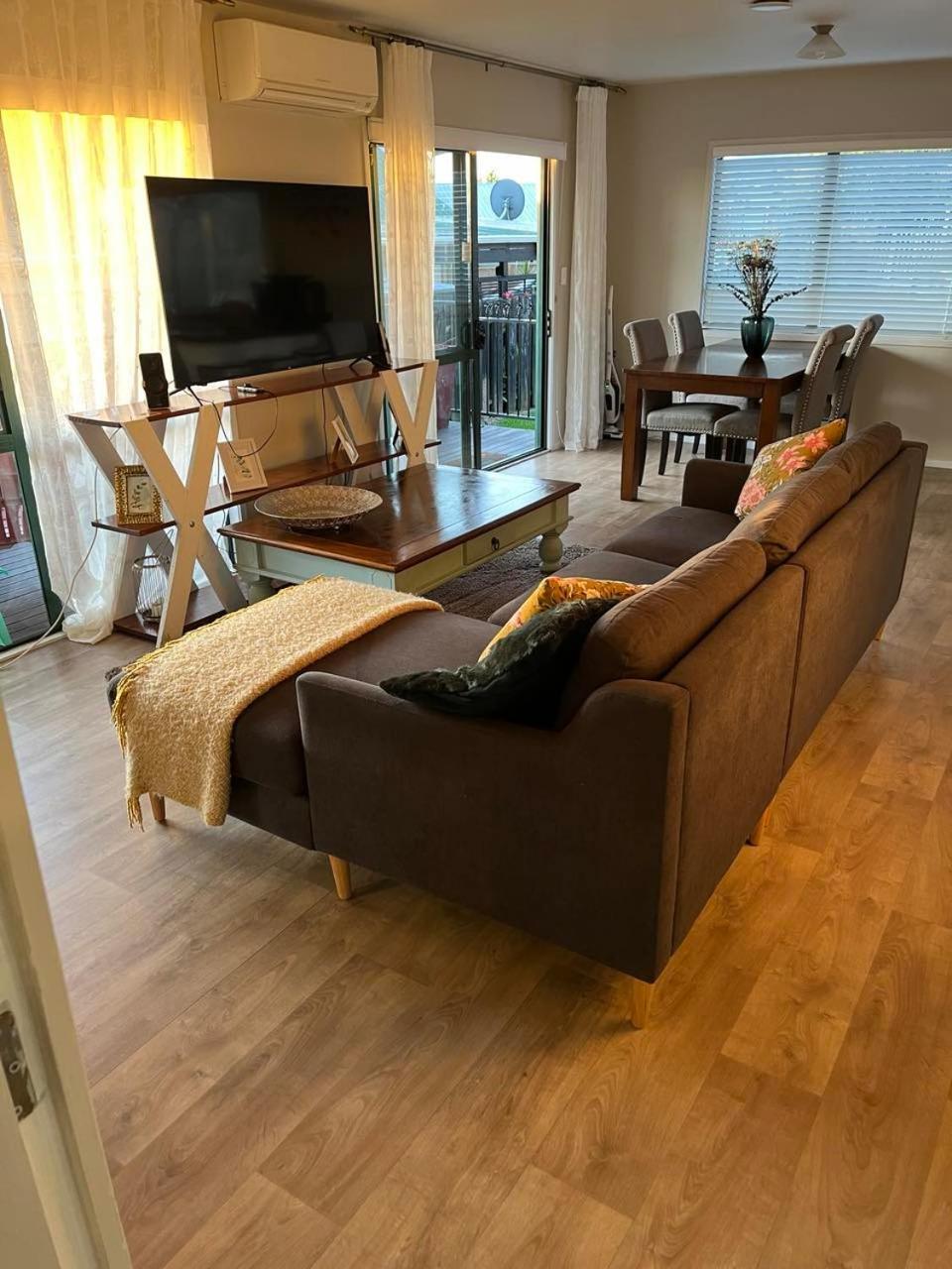 Cozy Corner Holiday home Thames